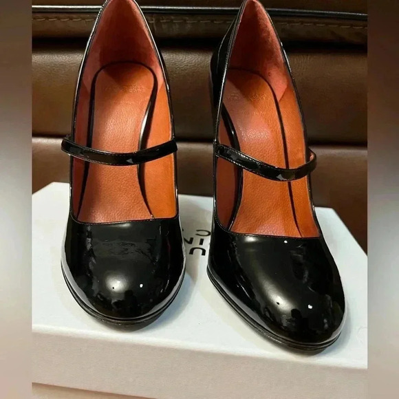 NIB Marc Jacobs Runway Mary Jane Heels Shoes Black Patent Leather 8 - Picture 3 of 9